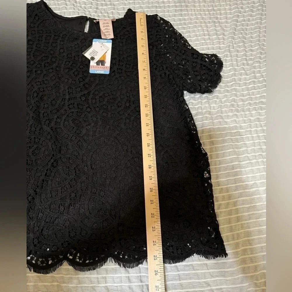Philosophy Women’s Black Lace Top Sz Large - Picture 10 of 11